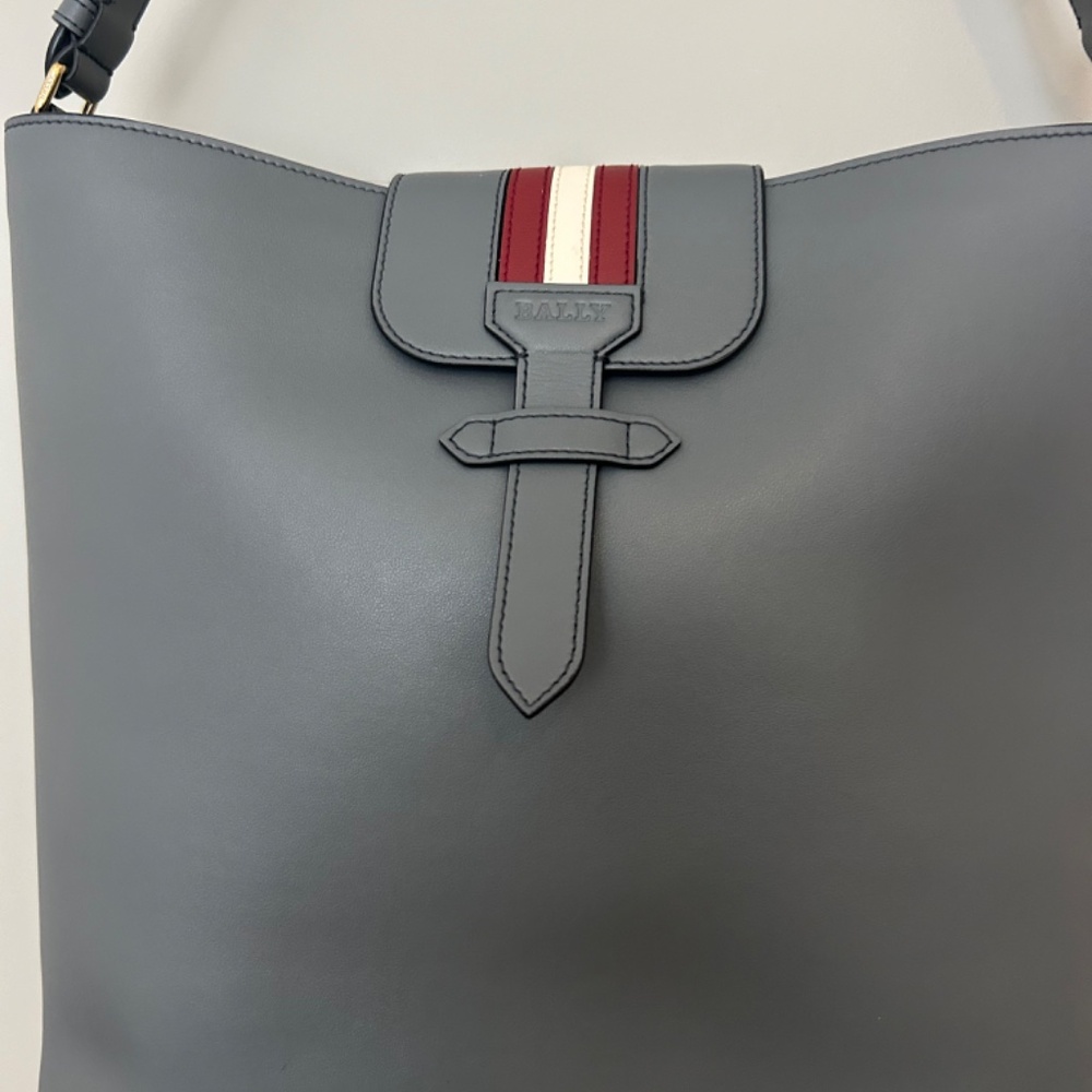 Authentic Bally full leather bag - Picture 3 of 8